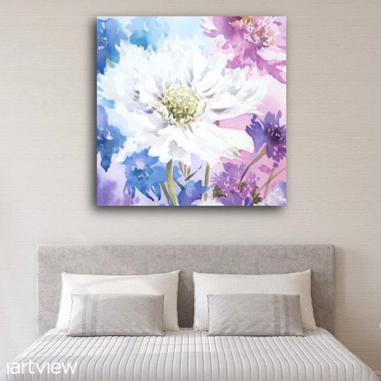 Watercolour Gallery - A watercolour painting hanging above a bed